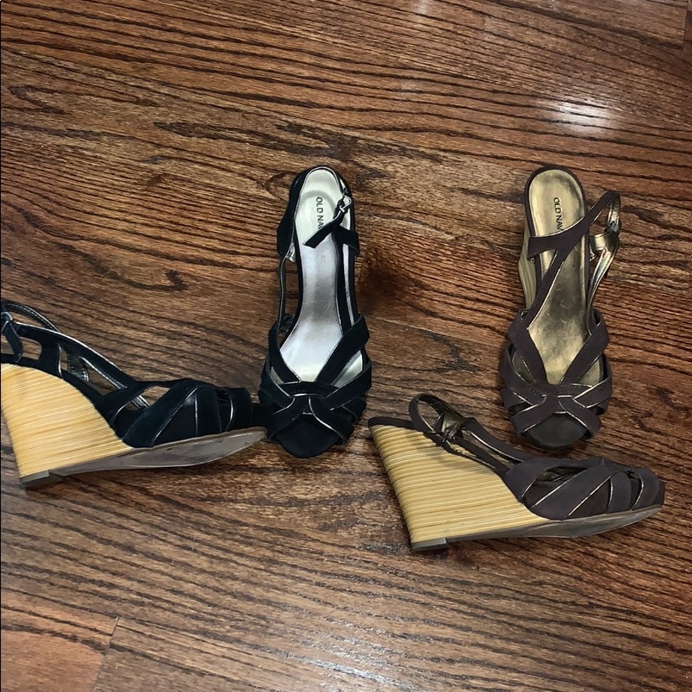Suede wedge shoes